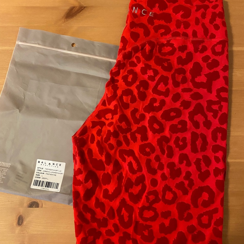 Balance Athletica Panther Fire Lux Rider Shorts L